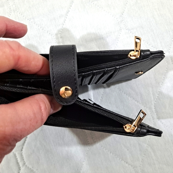 Tong Guang Purse Wallet 19 Credit Card Holder & 2 Zip Pockets Black/Gold Women's - Picture 4 of 8